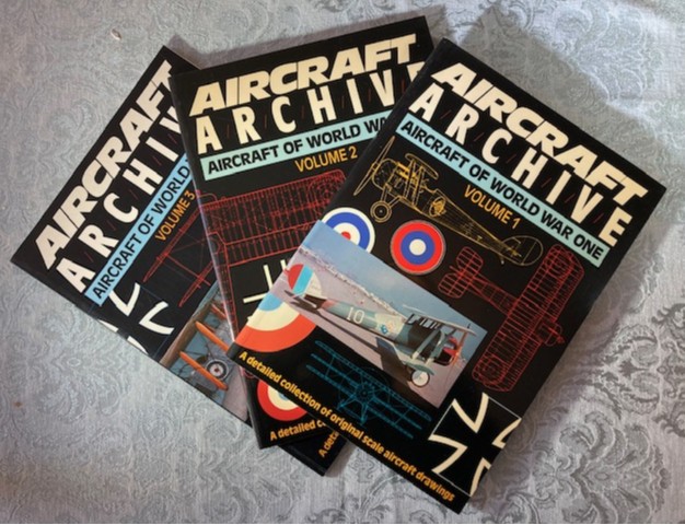 Aircraft Archive: Aircraft of World War One (3 Vols.. complete)