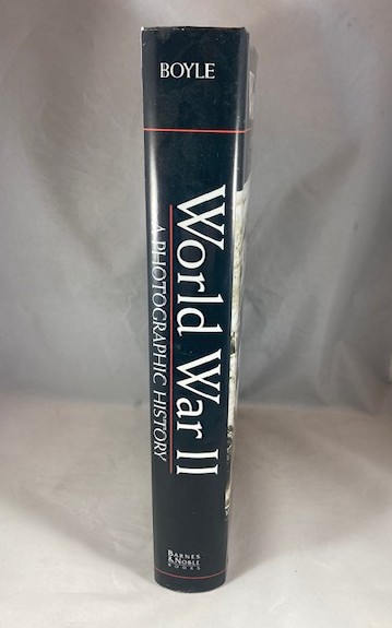 World War II: A photographic history