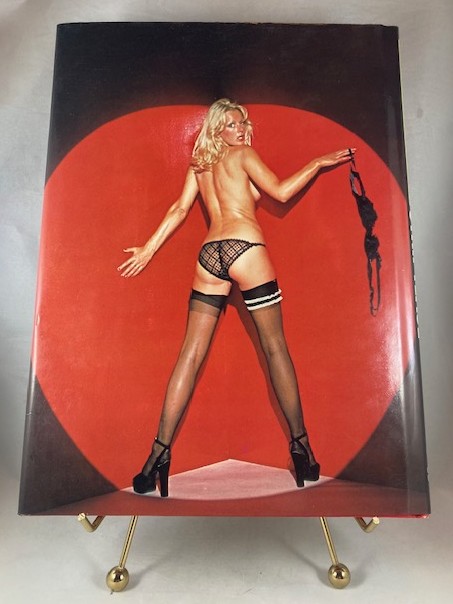 A Pictorial History of Striptease: 100 Years of Undressing to Music