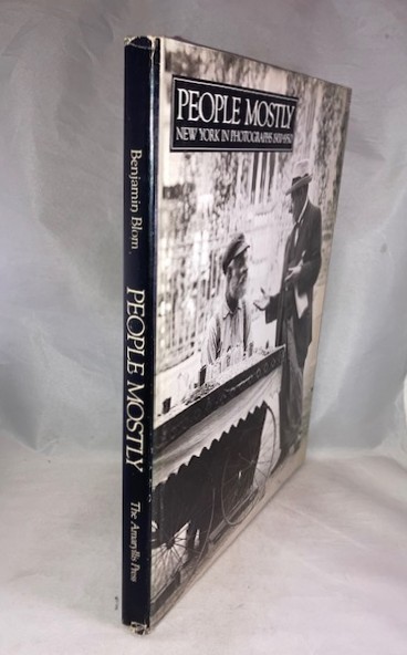 People mostly: New York in photographs, 1900-1950